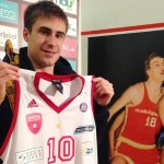 Vuoi che la tua azienda sia visibile sulle maglie della Cimberio? Diventa "Temporary Top Sponsor"