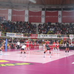 Spettacolo UYBA: contro Modena arriva un bel 3-0. Infortunio per Wolosz