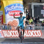 Giro d’Italia 15^ tappa: il giro passa nel Varesotto. Vince Aru