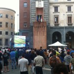 Azzurre sul maxischermo ai Giardini Estensi di Varese