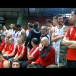 Album delle figurine in casa Pallacanestro Varese. Ecco il video del backstage