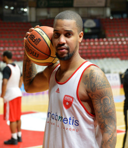 Openjobmetis Varese, la prima in biancorosso di Eric Maynor