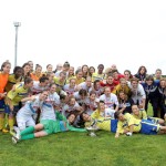 “Quattro lesbiche”: Belloli sfiduciato. Coppa Italia in condizioni inadeguate e le calciatrici scendono in piazza. Bergamaschi: “Rivoluzionare il calcio”