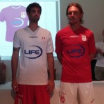 Maglia rosso fuoco, logo che richiama la storia. Ecco il nuovo Varese. Video