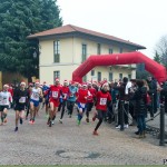 A Lonate Pozzolo e Tradate è iniziato lo show dei “Babbi Natale di corsa”