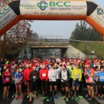 Torna la corsa dei Babbi Natale: sport e beneficenza a Buguggiate