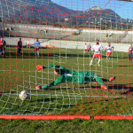 Il Varese mantiene la vetta. Col combattivo Gozzano finisce 3-2