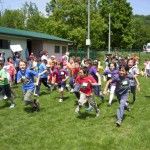Campestre di Primavera, bambini di corsa a Villa Mirabello