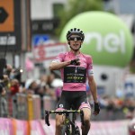 Giro d’Italia, 2^ tappa – Yates si aggiudica la crono di Budapest, Van der Poel resta in Maglia Rosa