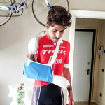 Alafaci si rompe la mano e sbotta: “Zero rispetto per i ciclisti”