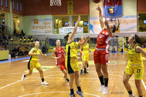 San Martino Lupari-Pallacanestro Femminile Varese 09