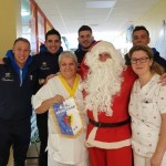 Besnatese in versione “Babbo Natale” all’ospedale di Gallarate. Comani: “Gesto di cuore”