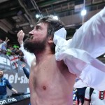 Milano s’inchina al Poz: Sassari in finale Scudetto