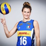 Marcia olimpica, Orro e Lucia Bosetti in azzurro. Caterina out