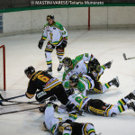 Gol e spettacolo, Varese non sbaglia a Cavalese: 8-4