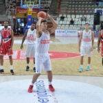 LBA Celebrities Game: spettacolo a Bologna. Scola, Poz, Sacchetti, Macchi e tanta Varese in campo