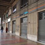 Conte firma il DPCM, da domani chiuse le palestre. Bar e ristoranti chiudono alle 18. Si può circolare