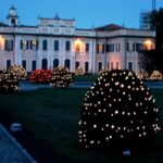 Varese si illumina, l’accensione dei Giardini Estensi in diretta Facebook