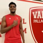 John Egbunu a Varese. Le FOTO del suo primo giorno in biancorosso