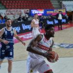 Pallacanestro Varese-Sassari 06