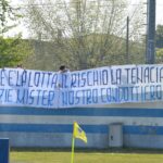 Tifosi tigrotti fuori dallo stadio, cartonati dentro in vista della Juve