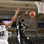 Playoff – Milano sbanca Trento ed è in semifinale, Sassari continua a sperare. Stasera in campo