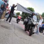 Dalla Svezia alla Schiranna 2003 km in un solo giorno: è record per Valerio Boni su MV Agusta