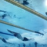 Martinenghi, Parigi sorride ancora: vince la batteria in 59”11 e vola in semifinale nei 100 rana