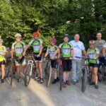 In bicicletta attorno al Lago di Comabbio, la risposta è entusiasta