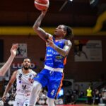 1^ giornata LBA: le big ripartono alla grande, crollo Tortona contro Treviso