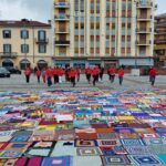 1000 coperte contro la violenza sulla donne: grande successo. Calabrese: “Felice e commossa”