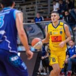 Parravicini riporta Scafati in Serie A dopo 14 anni: Cantù battuta 73-60