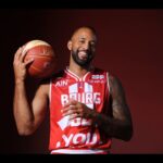 Mercato biancorosso in fermento: Carmichael vicino, Gudmundsson come guardia?