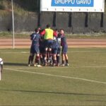 La Caronnese sbanca Tortona all’ultimo minuto (1-2) e vola ai quarti di Coppa Italia