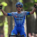 Giro d’Italia, 14^ tappa – Giornata d’altri tempi, big in fuga: vince Yares, Carapaz si prende la Rosa. Nibali e Pozzovivo show