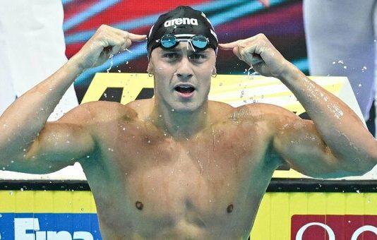 Parigi val bene una finale! Martinenghi a caccia della medaglia nei 100 rana agli Europei