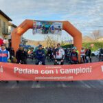I volontari fagnanesi pedalano con i campioni, Trombetta e Bossi: “Lo scopo benefico ci fa superare le fatiche”