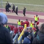 Tifosi inferociti: Varese chiamato sotto la curva dopo la sconfitta di Breno – VIDEO