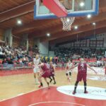 Legnano vicino, ma non basta: la capolista Livorno passa al PalaBorsani (62-67)