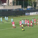 4′ per decidere il derby: il Varese vince 2-1 e si porta in zona playout. Caronnese retrocessa in Eccellenza