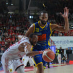 brown pall va scafati 2