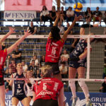 La UYBA cade 3-2 a Chieri, finisce qui la stagione. Colombo: “Fiera di far parte di questa società”