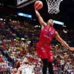 Playoff LBA – La rimonta di Milano è un’illusione, la Virtus Bologna s’impone all’overtime (93-89): serie sul 2-2