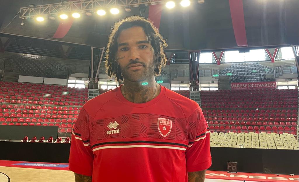 Pallacanestro Varese, ecco Cauley-Stein: “Scelta l’Europa per il modo di giocare a basket. Il golf una dipendenza” – VIDEO