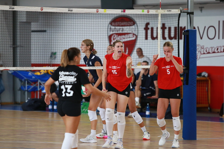 Futura Volley – Inizia il ritiro a Chiesa Val Malenco. Nel weekend c’è la Valtellina Summer League
