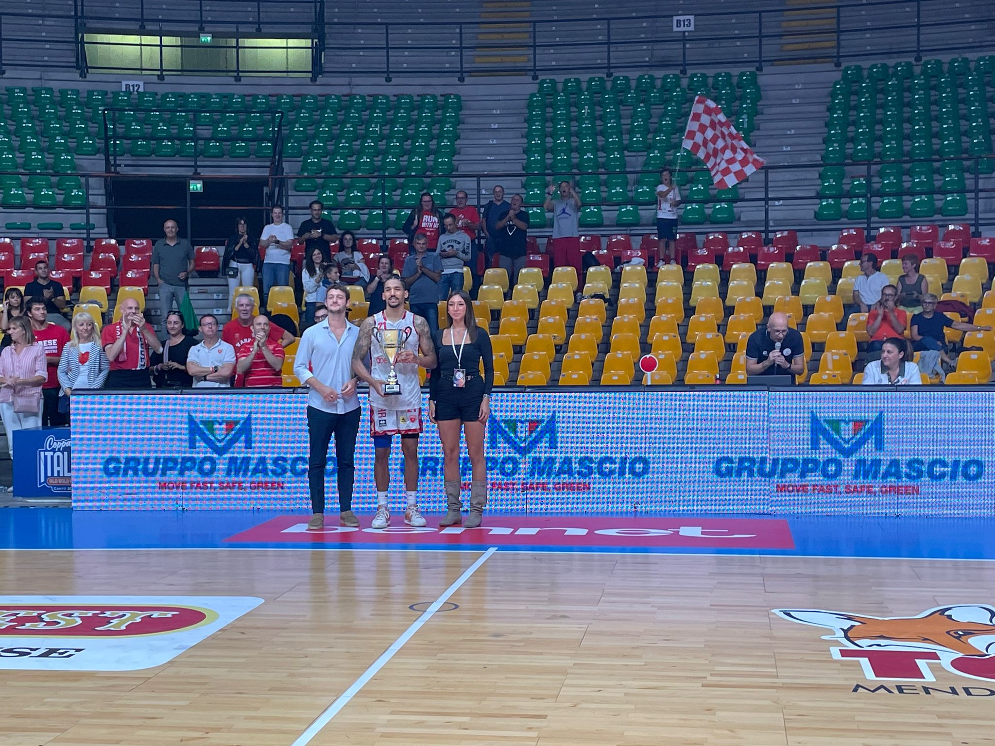 La Pallacanestro Varese conquista il Trofeo Lombardia: Cremona ko 101-105