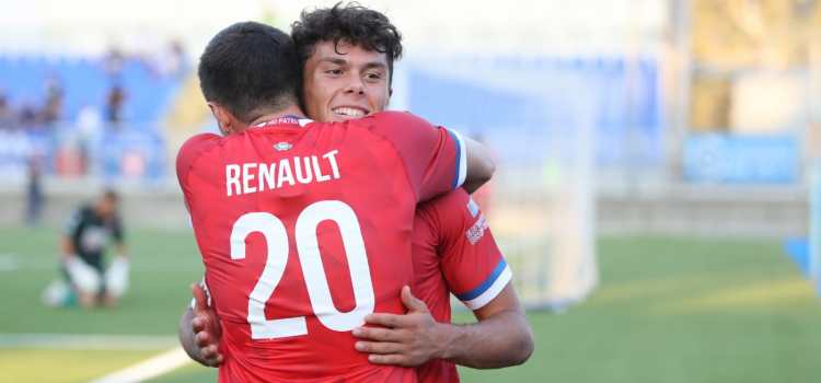 La Pro Patria suona sempre due volte. Novara bussato da Castelli e Stanzani (1-2)