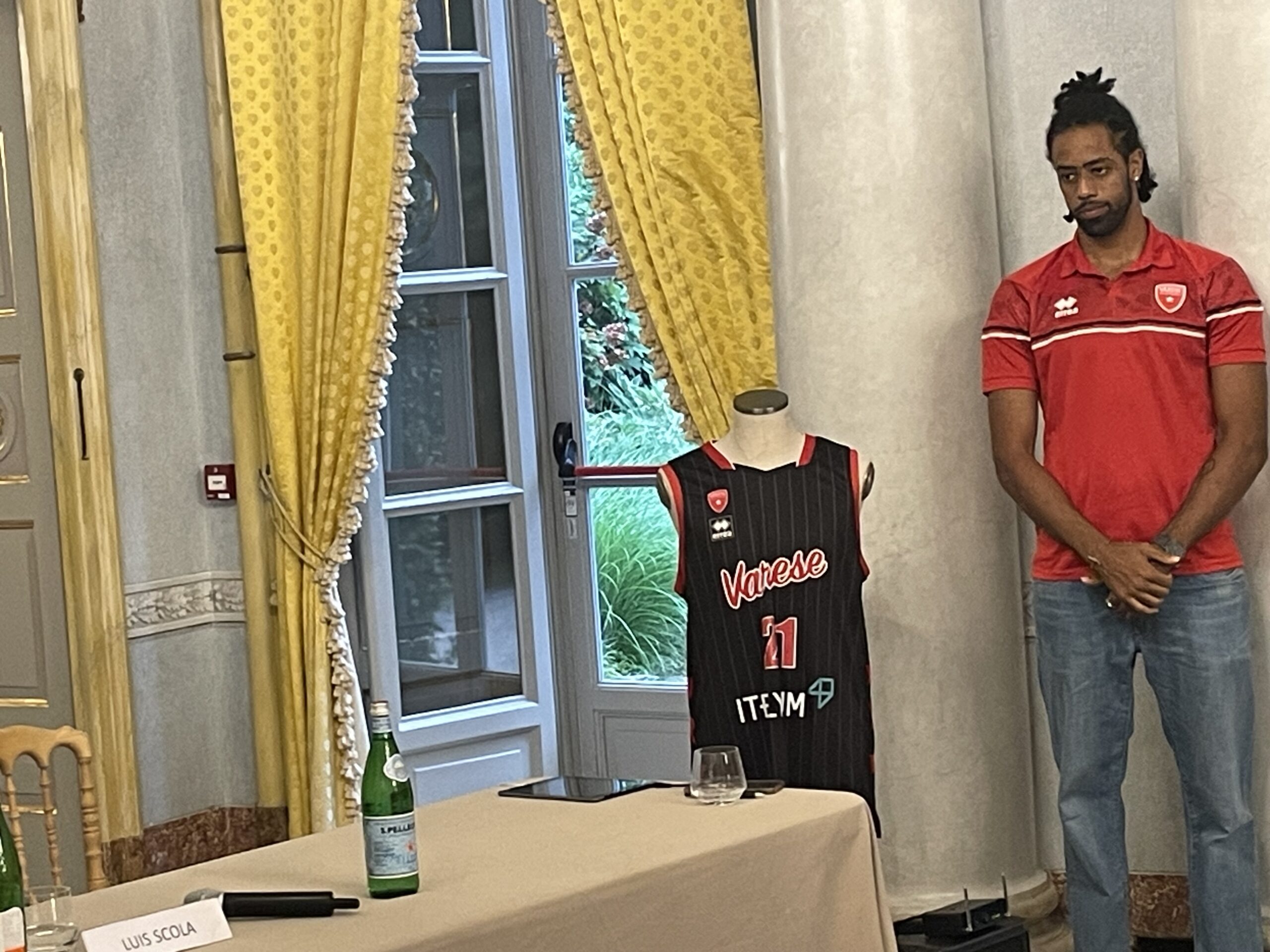 New chapter: Luis Scola announced as a new CEO of Pallacanestro Varese /  News 