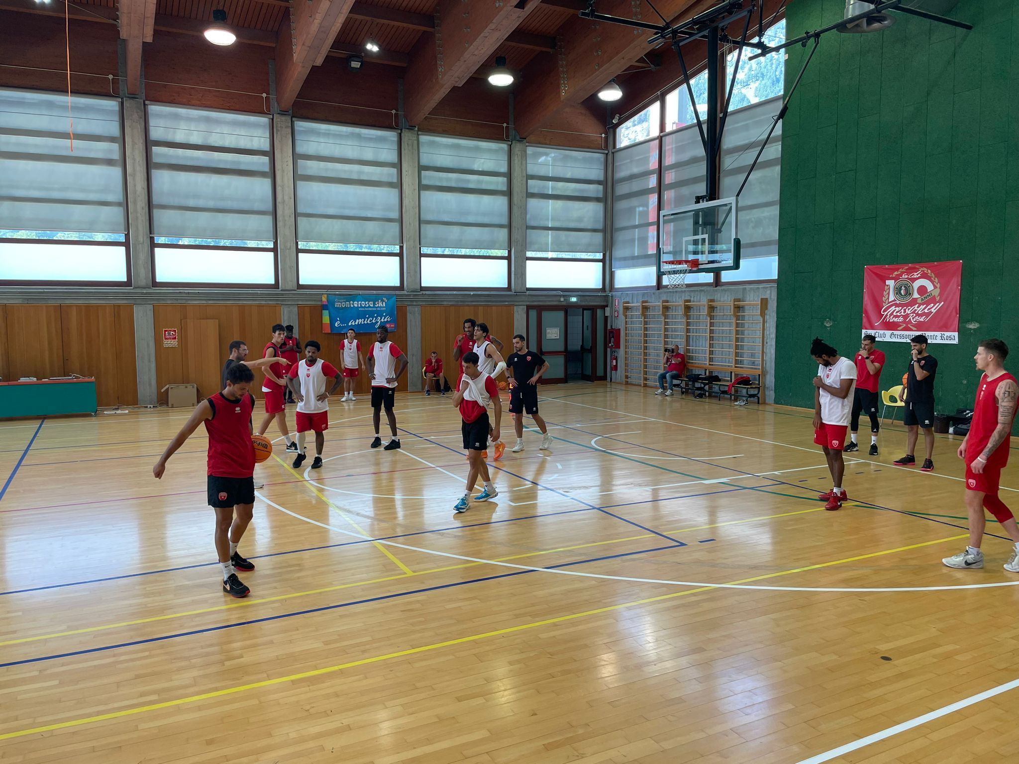 Pallacanestro Varese, lavoro a Gressoney in vista della sfida contro l’FMP Soccerbet – VIDEO