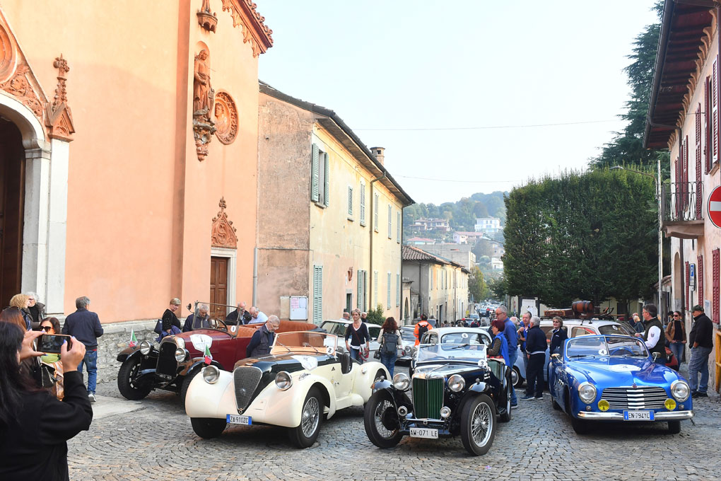 A Varese rombano i motori con la “Ruote nella Storia – Aci Varese 2023”